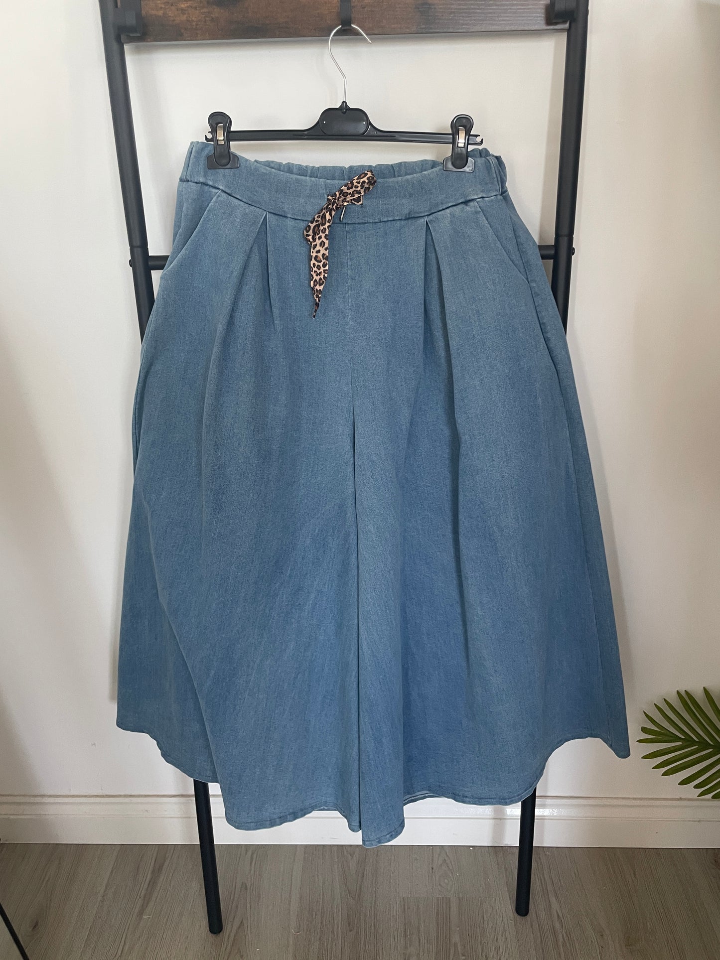 Wide Leg palazzo Jeans with Leopard print draw string