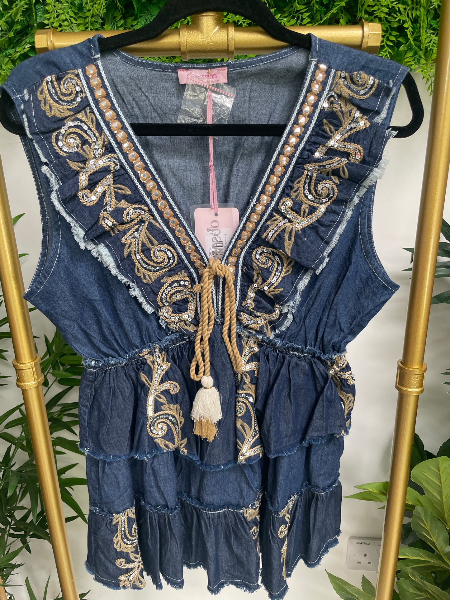 Embroidered Denim Sleeveless Top - Faulty