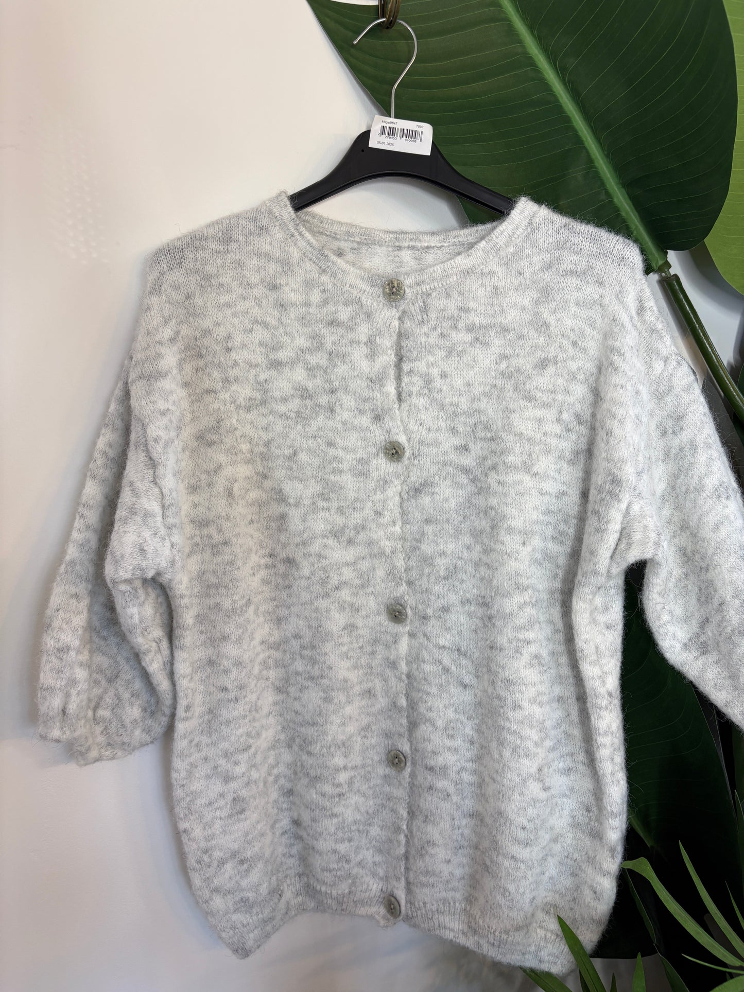 Short Sleeve cardigan with oyster buttons