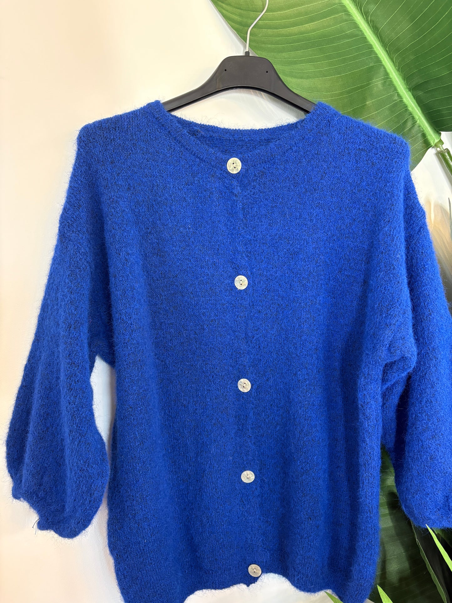 Short Sleeve cardigan with oyster buttons